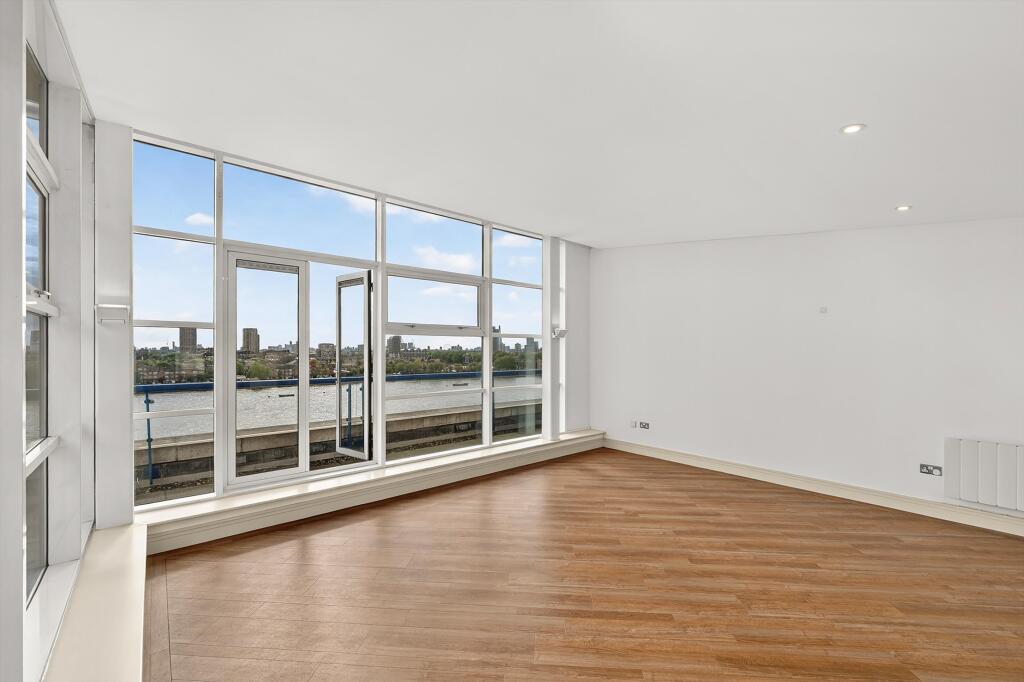 Main image of property: Nova Building, Newton Place, London, E14.