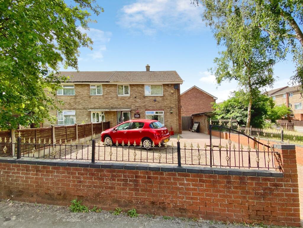 Main image of property: Stour Court, Grantham, NG31