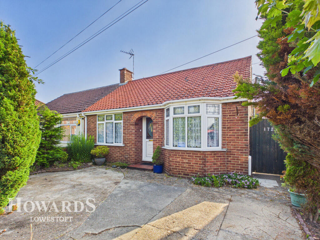 2-bed semi-detached on Kirkley Run, Lowestoft, £150,000