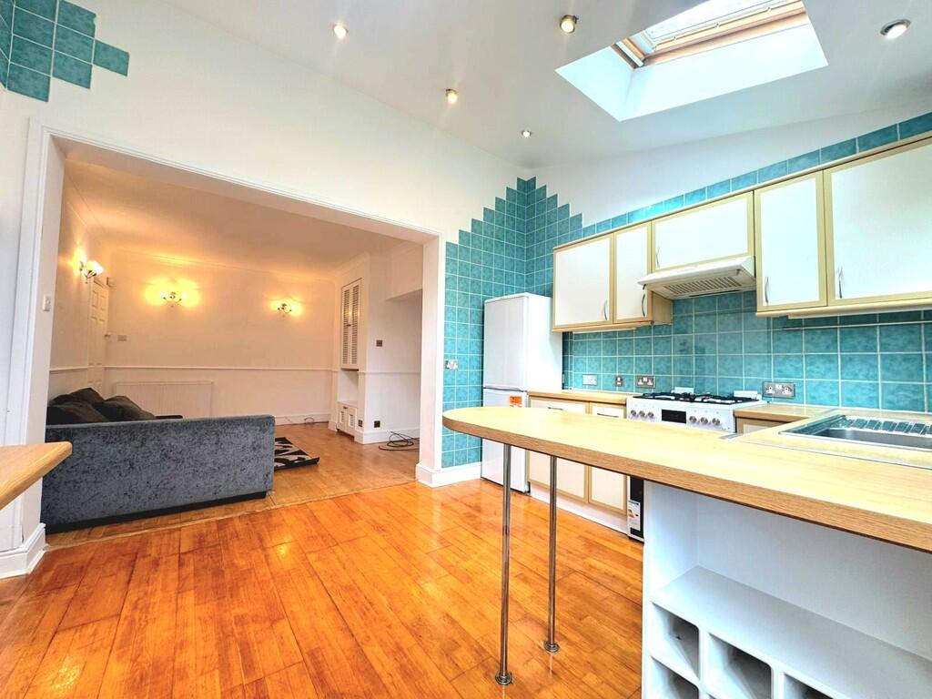 Main image of property: High Road, Harrow Weald