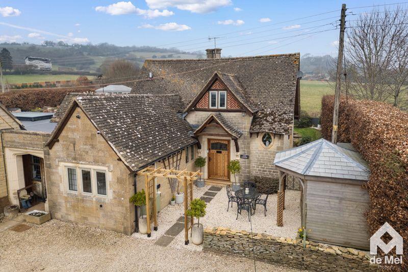 Little Cotswold, Langley Road, Winchcombe, GL54 photo 2