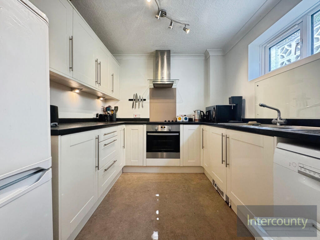 Apartment in Cambridge - View 2