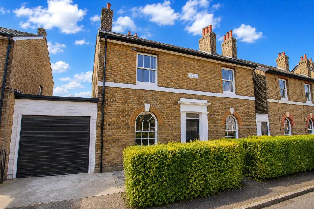 Main image of property: Primrose Hill, Chelmsford, Essex, CM1