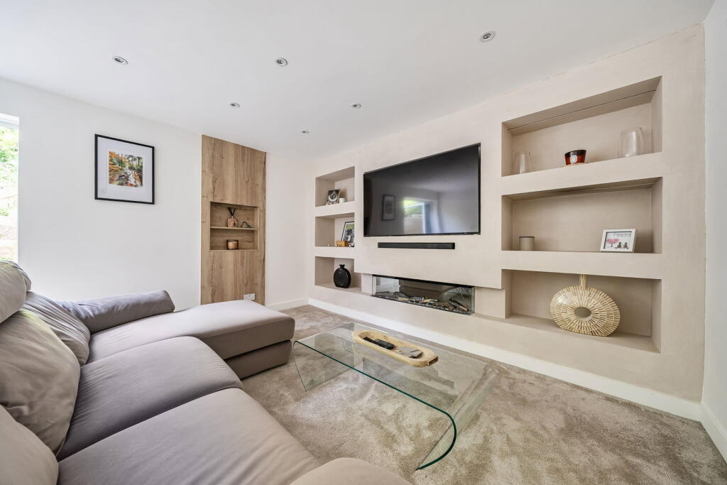 Main image of property: Kings Road, Biggin Hill, Westerham, TN16 3XY