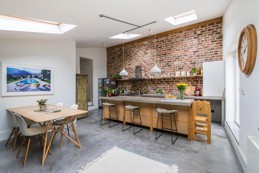 Kings Grove, Peckham, SE15 - View 4