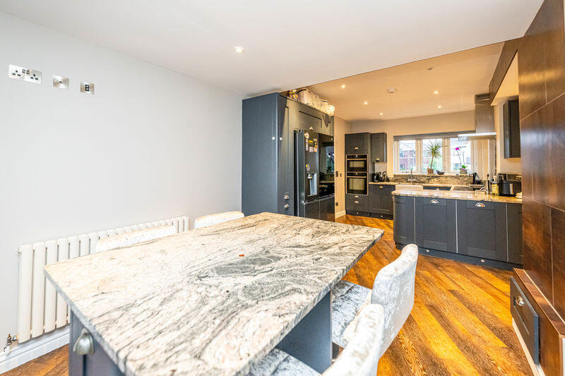 61 Codsall Road photo 4