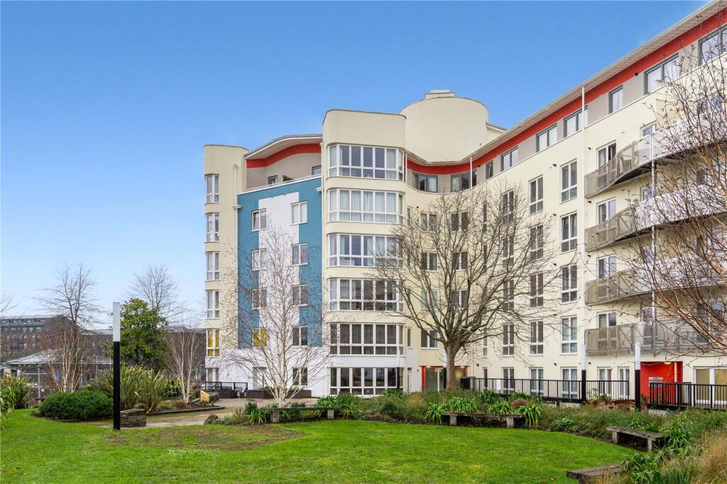 Main image of property: Hannover Quay, Bristol, Somerset, BS1