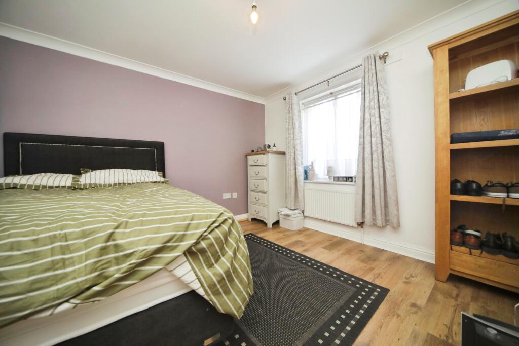 Apartment in Ipswich, Suffolk - View 5