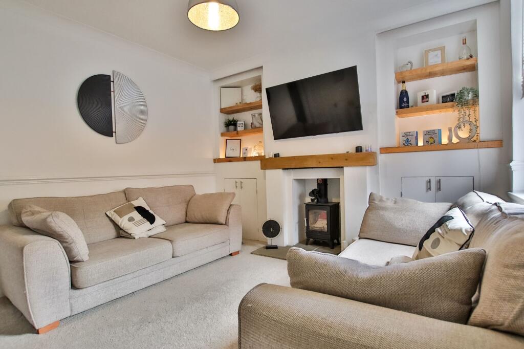 House in Worcester - View 5