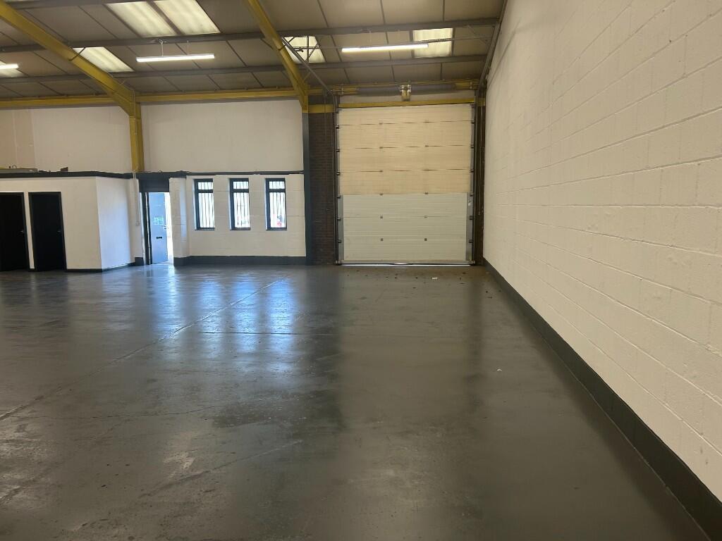 Unit 1F interior