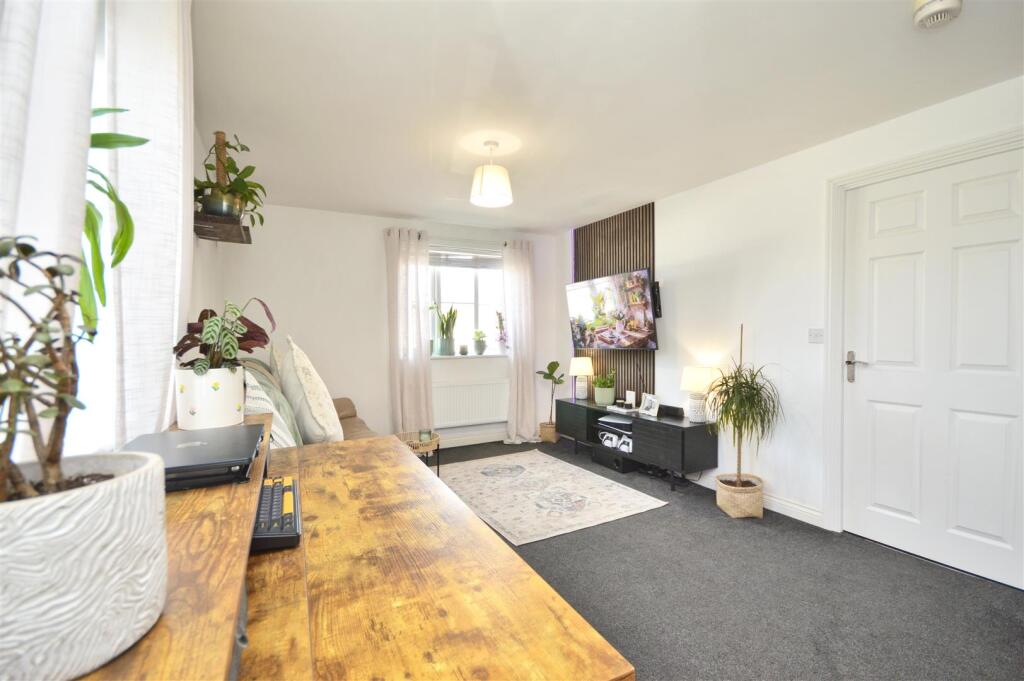 Craydon Road, Stockwood photo 2