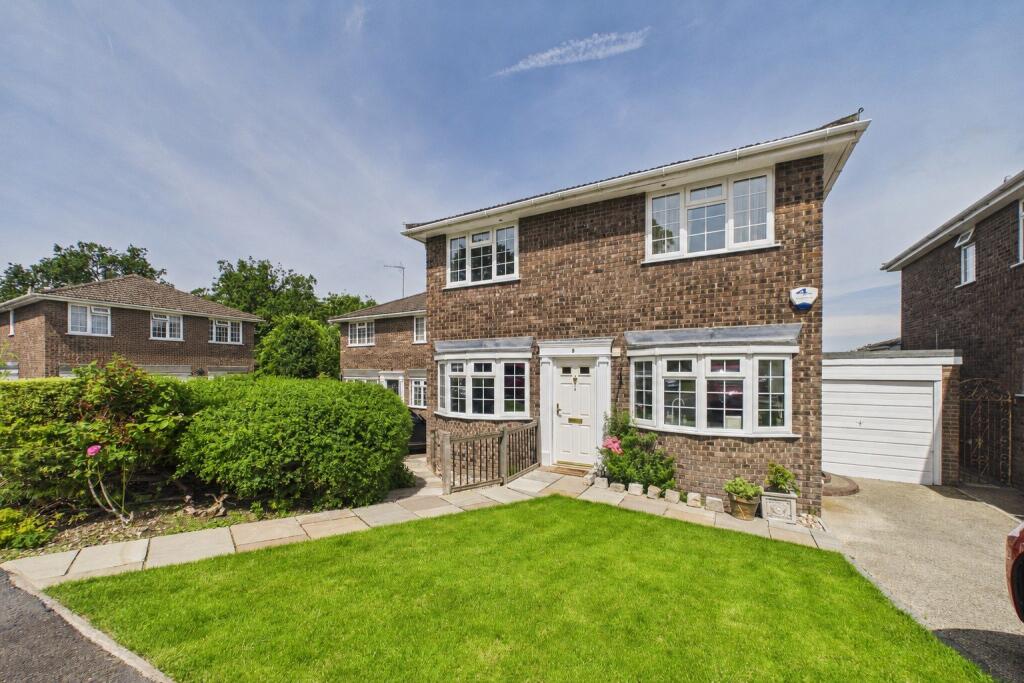 Main image of property: Avon Grove, Bracknell, Berkshire, RG12