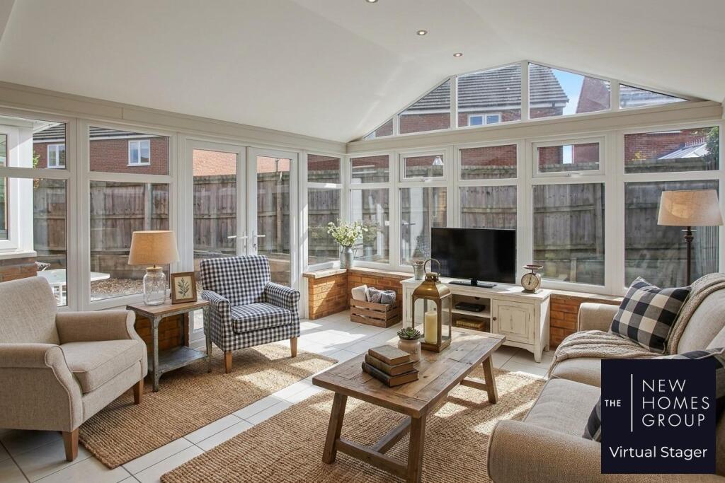 House in Oundle, North Northamptonshire - View 5