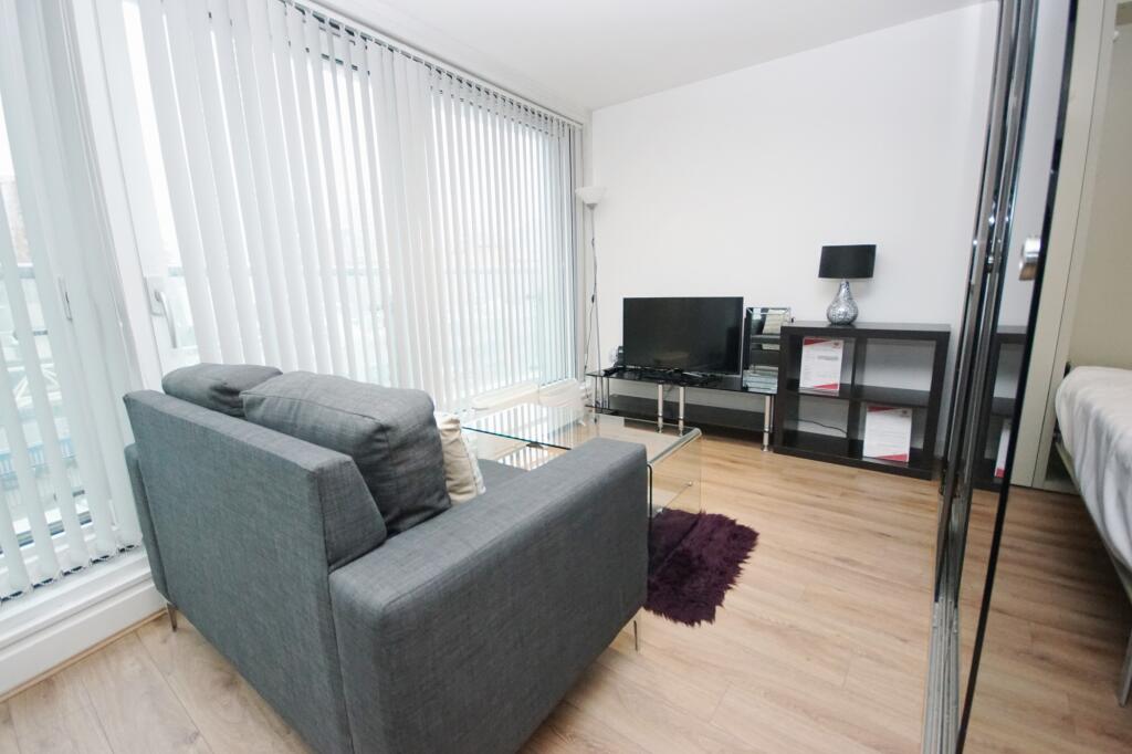 Studio flat for rent