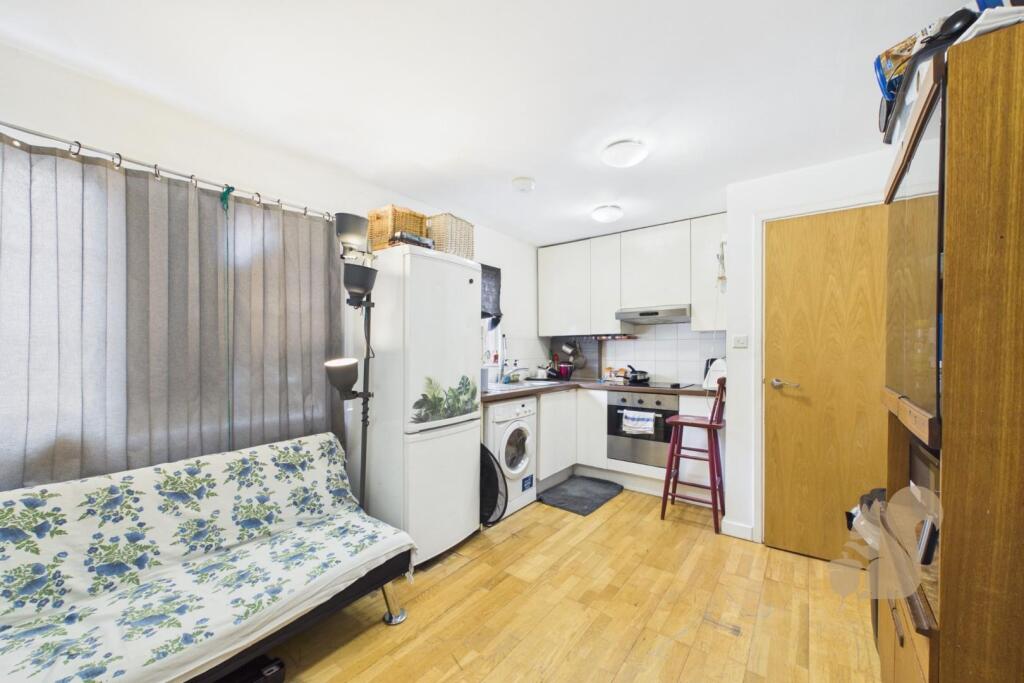 Apartment in Colchester, Dutch Quarter, New Town - View 2
