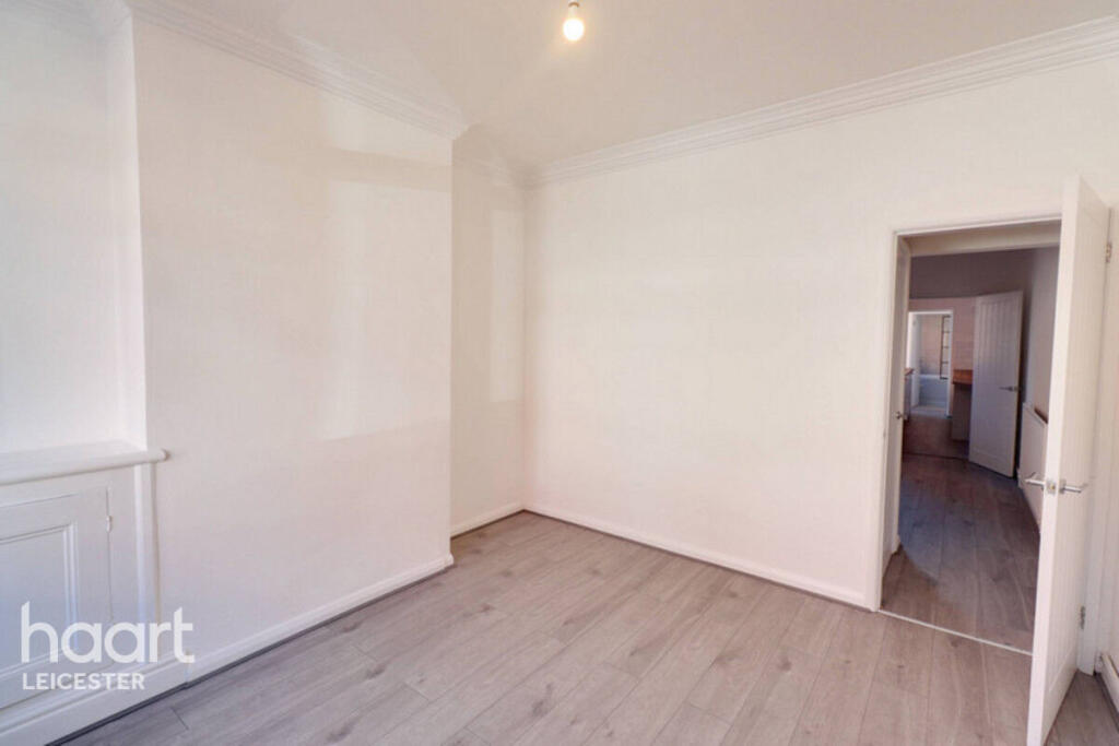 3-bed terraced on Battenberg Road, Leicester, £190,000
