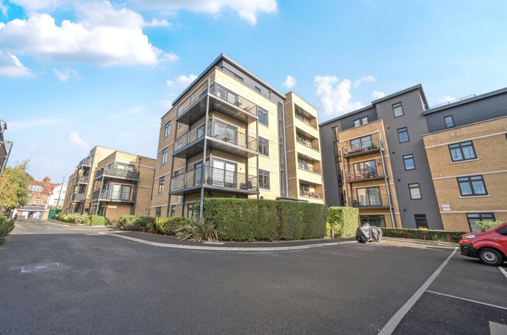 Main image of property: Flat 21, Fairbanks House, Samuelson Place, Isleworth