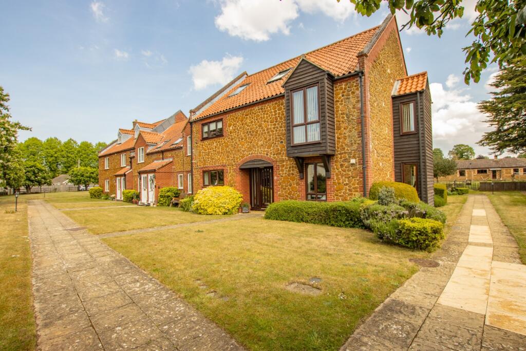 Main image of property: The Green, Hunstanton Road, Dersingham