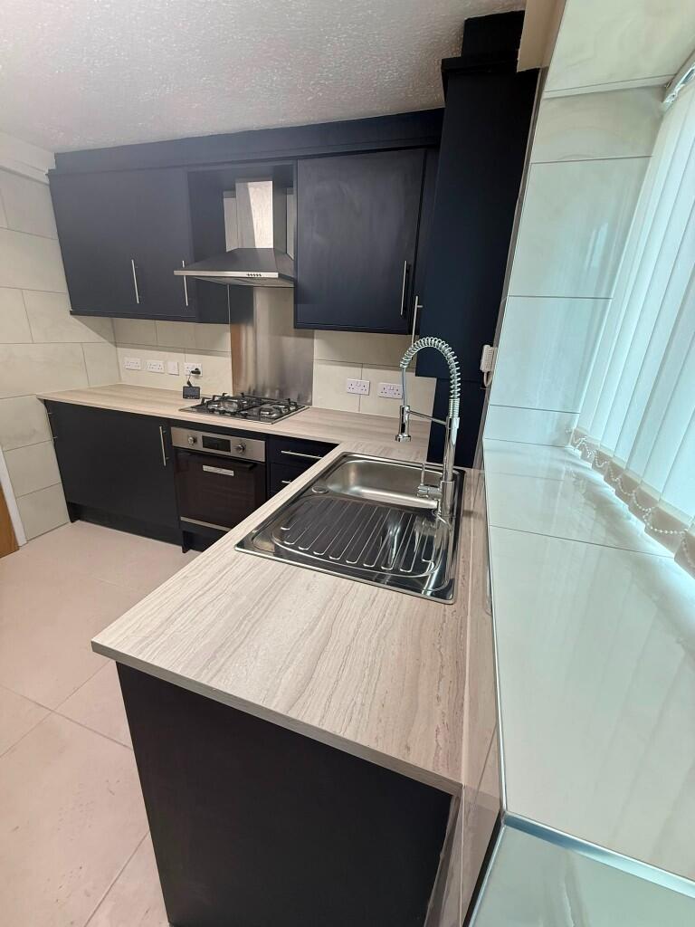Apartment in Liverpool - View 4