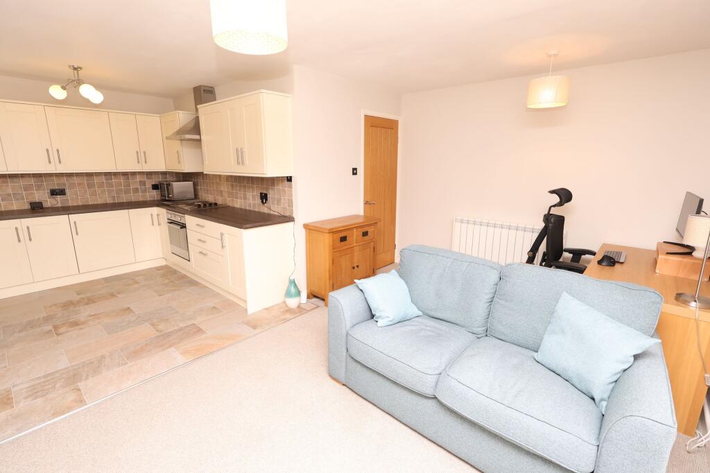 Apartment in Manchester - View 4
