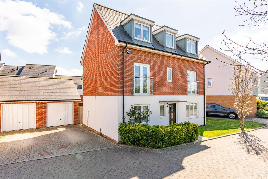 Main image of property: Appletree Way, Welwyn Garden City