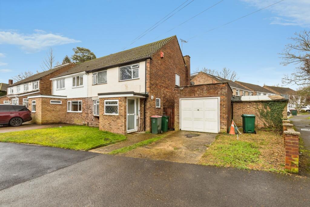 Main image of property: Parkway, Crawley, West Sussex, RH10