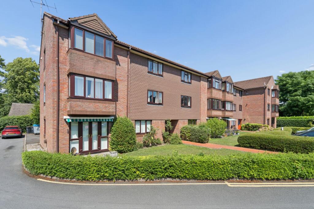 Main image of property: Broadwater, Berkhamsted, HP4