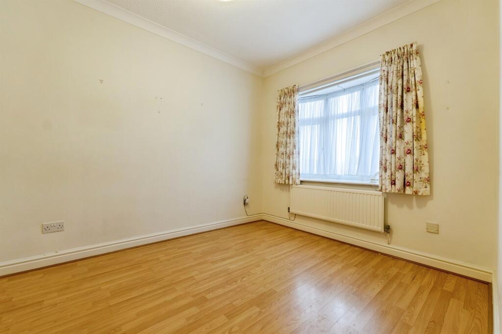 Chater Close, Leicester photo 4