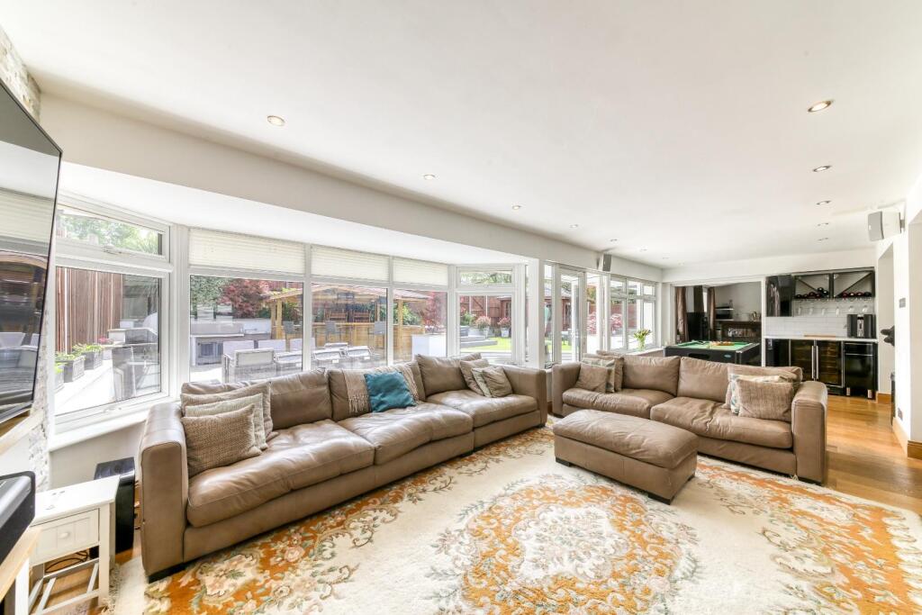 House in Kingston upon Thames - View 5