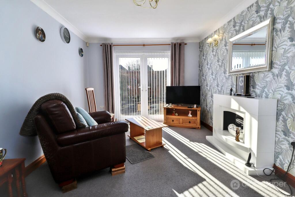 Arbury Garth, Stockingford, Nuneaton, CV10 8LA photo 4