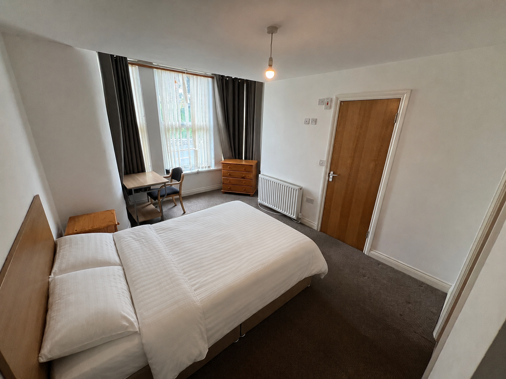 Main image of property: 64 Lipson Road