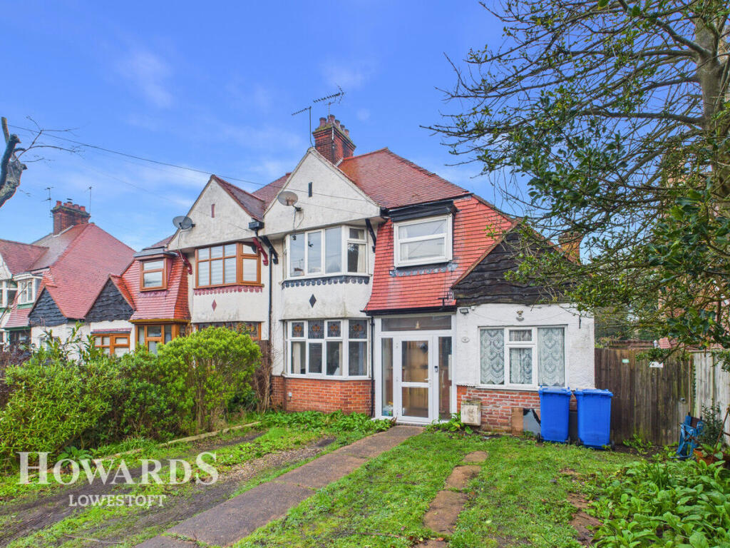 Oulton Road North, Oulton photo 2