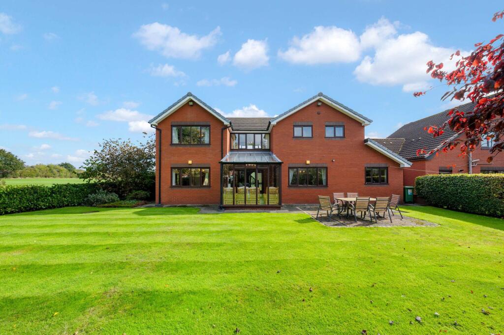 House in Croft, Little Town - View 4