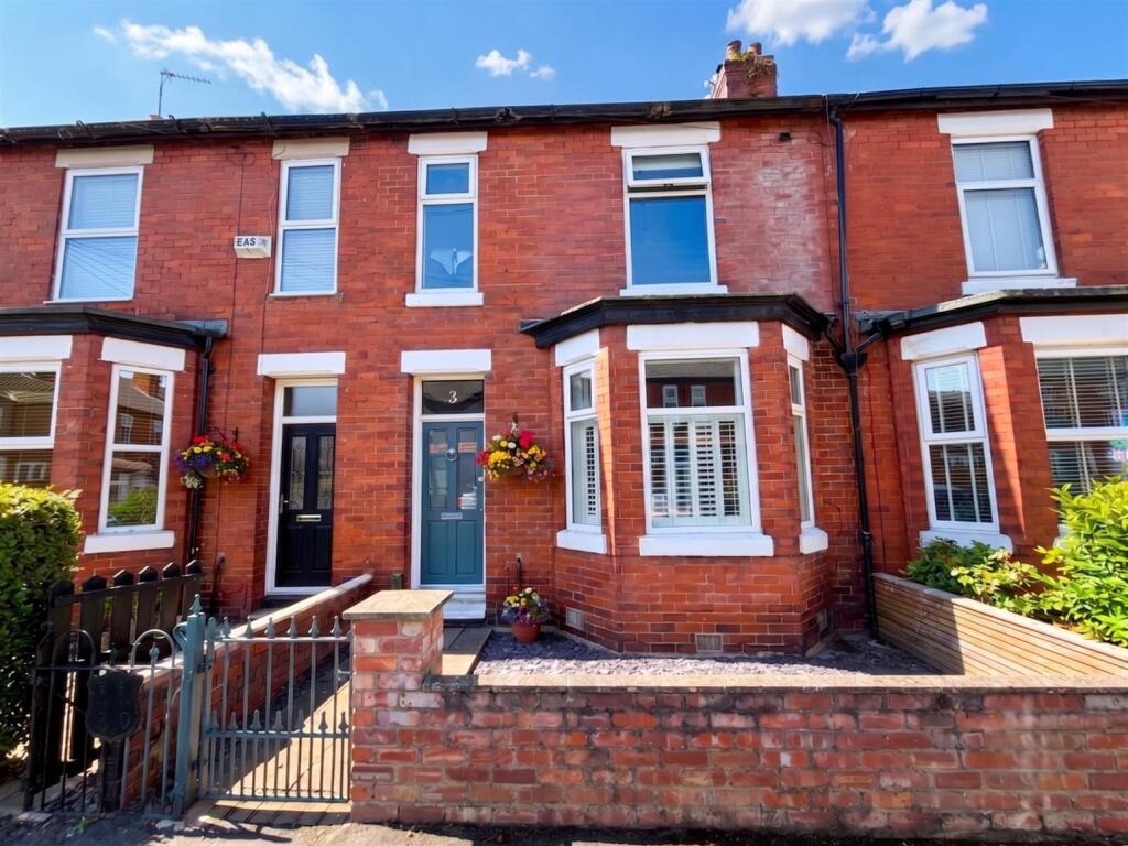 Main image of property: Harcourt Road, Sale