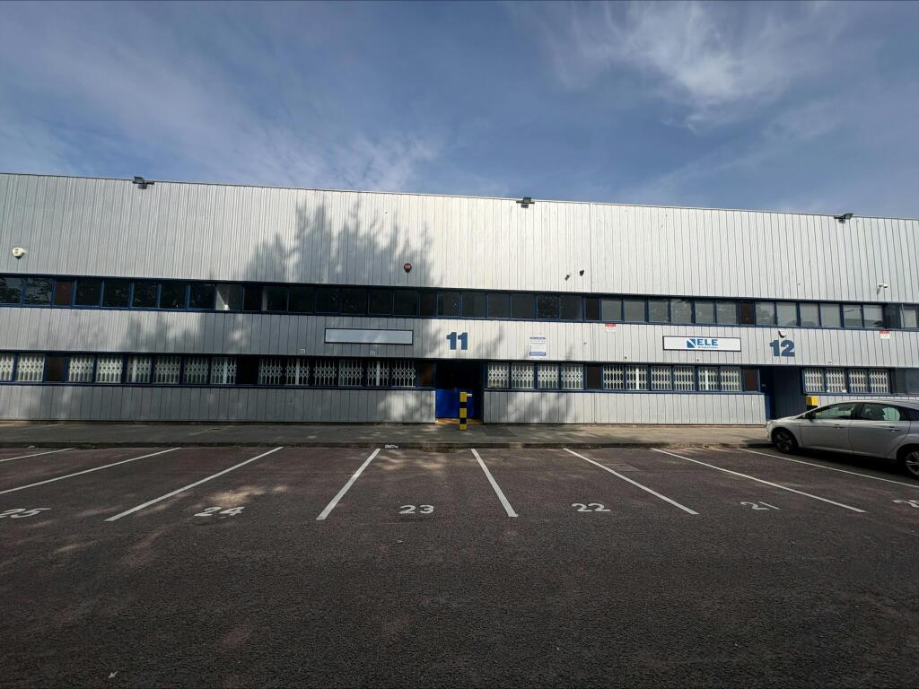 Unit 11 Carters Lane - External.jpeg