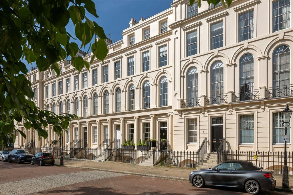 Main image of property: Park Square West, Regents Park, London, NW1