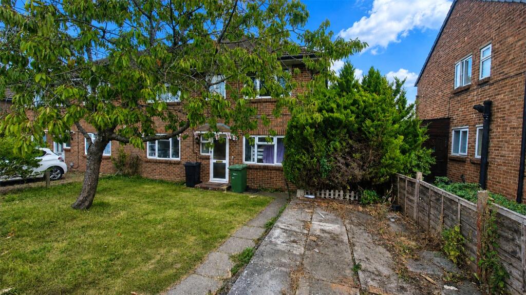 Main image of property: Elmwood Close, Alton, Hampshire, GU34
