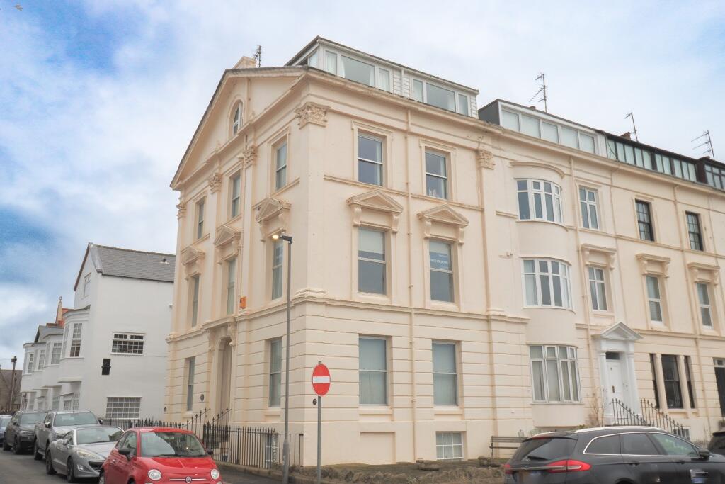 Main image of property: 7D The Crescent, Filey, YO14 9HZ