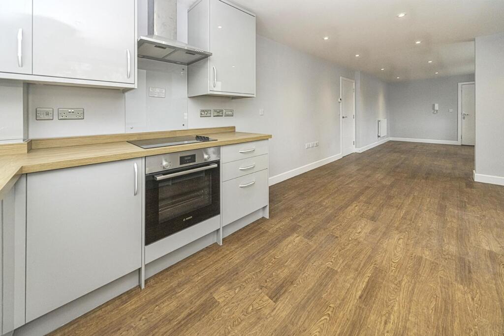 Apartment in Stevenage - View 5