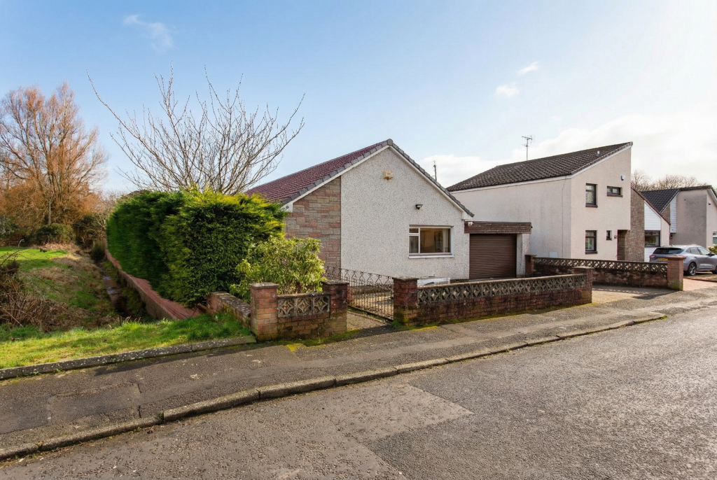 Main image of property: 3 Park Avenue, Paisley, PA2 6HL