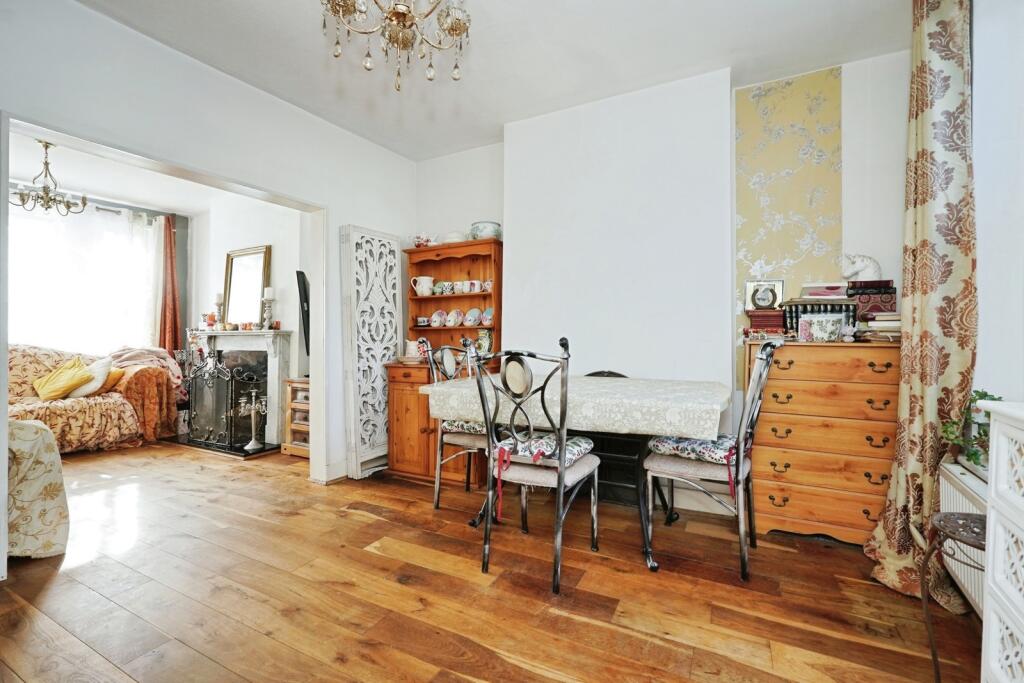 House in Canterbury - View 3