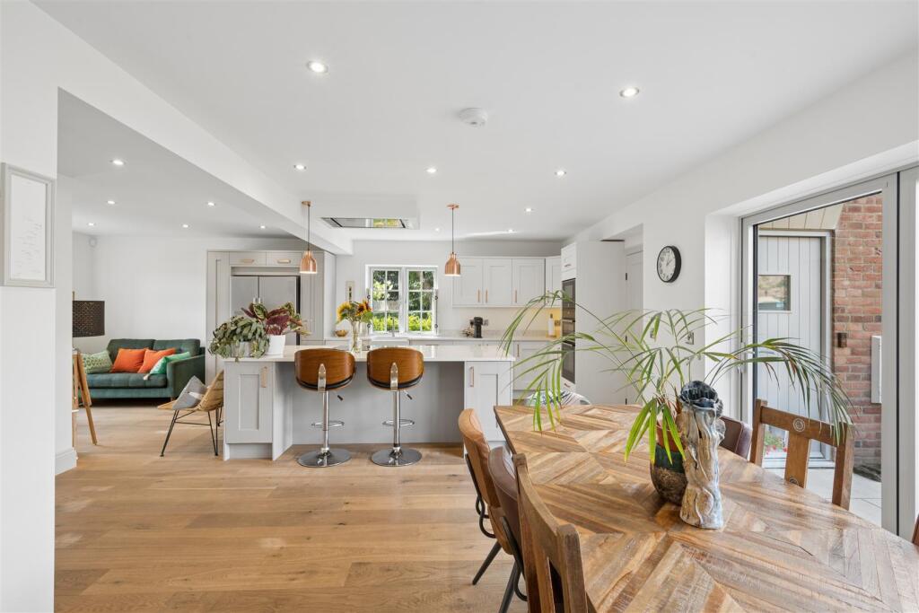 House in Harrogate - View 2