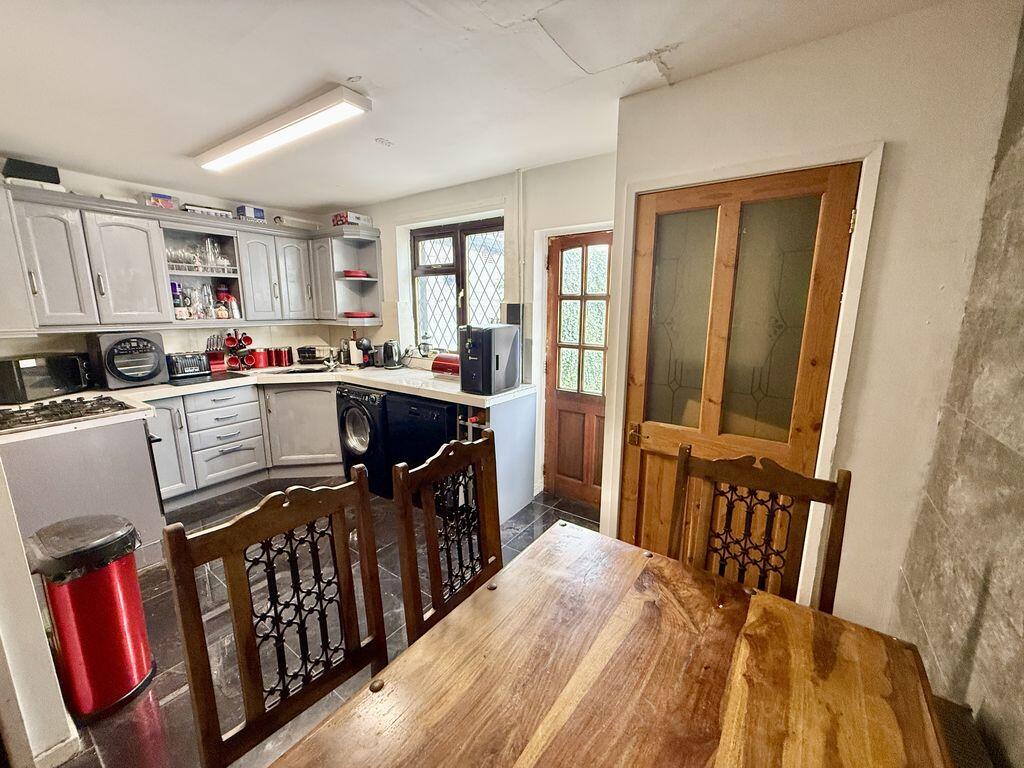 House in Stockport, Woodley - View 4