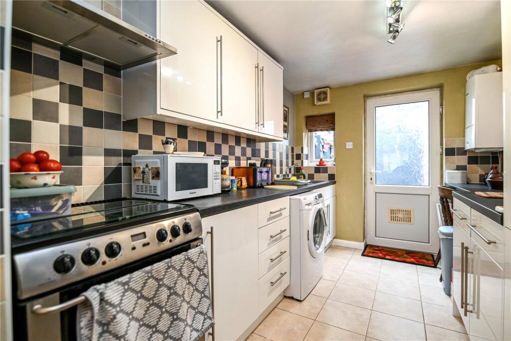 Apartment in Southampton - View 2