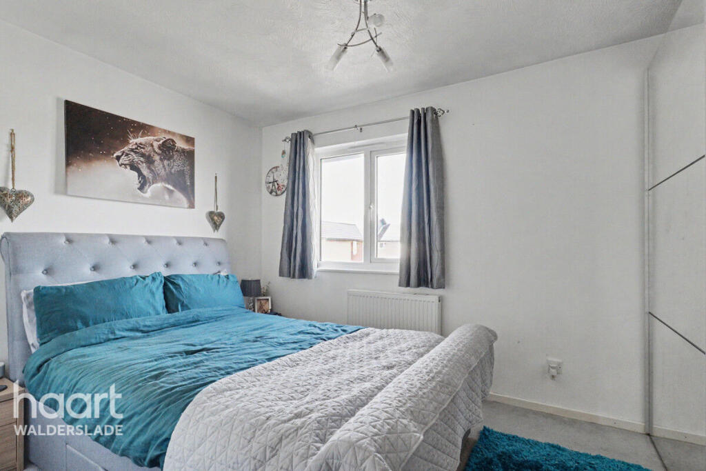 House in Chatham, Walderslade - More