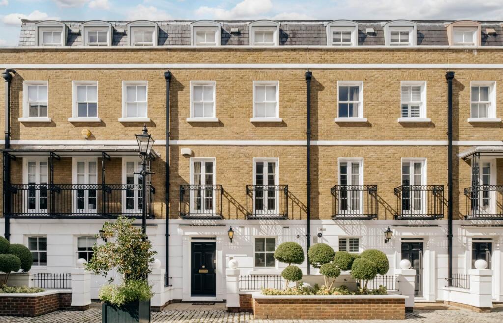 Main image of property: Devonshire Place, Kensington Green, W8