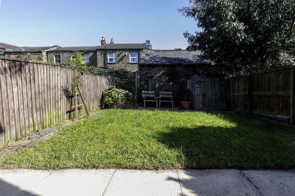 College Avenue, Lindley, Huddersfield - View 4