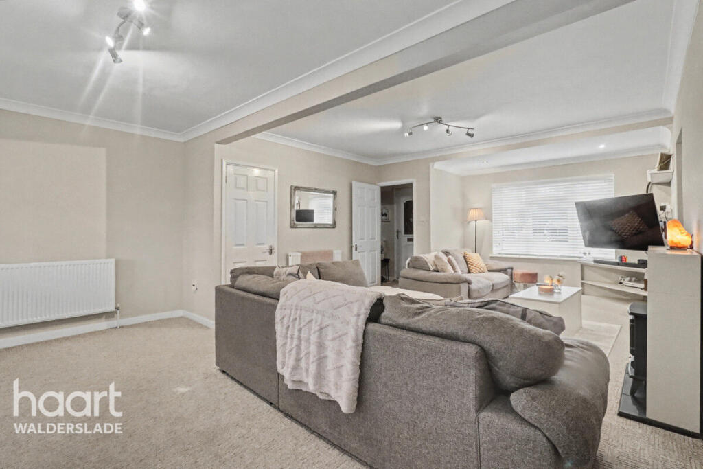 Main image of property: Field Close, Chatham