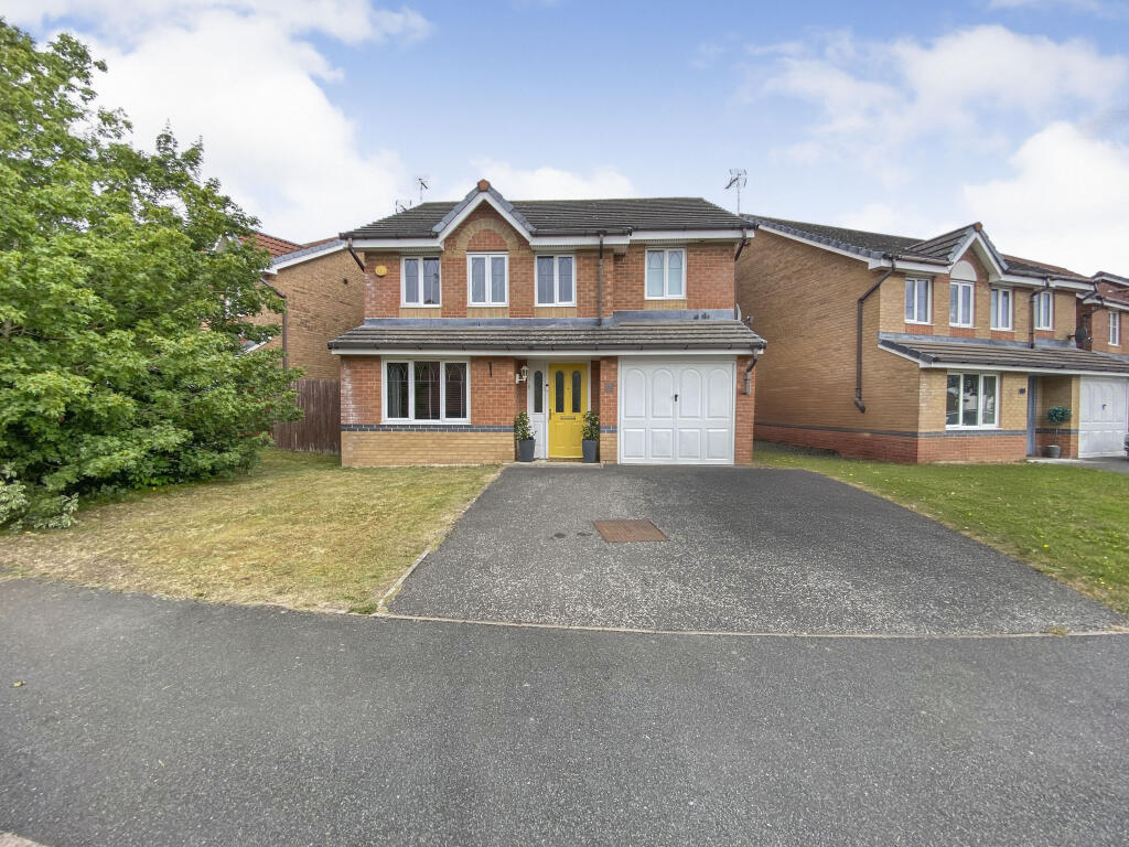 4-bed detached on Mill Bank, Wrexham, LL11, £300,000