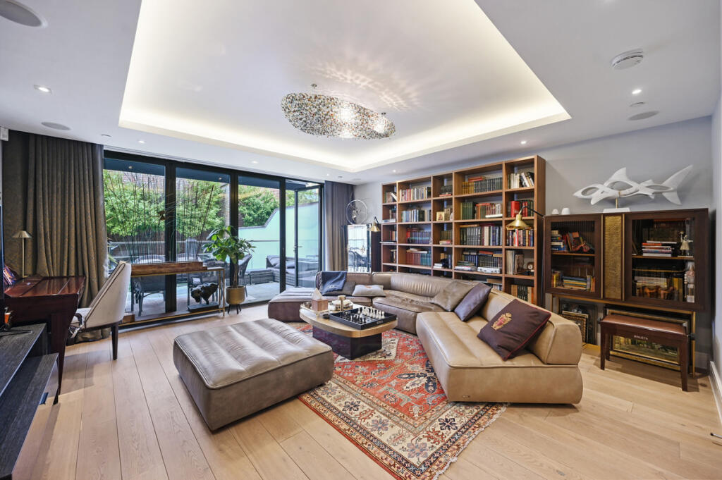 Main image of property: Rainsborough Square, 101 Farm Lane, Fulham, SW6